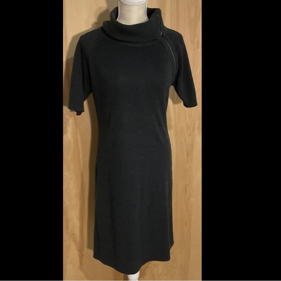 Calvin Klein Sweater Dress - VGUC - Picture 2 of 4